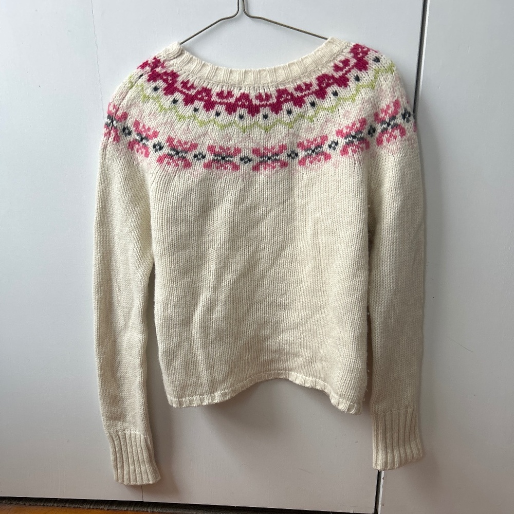 Vintage women’s medium sweater.  The Limited